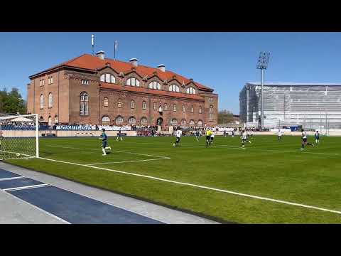 B.93 TV: B.93 bringer sig foran 1-0 mod Kolding IF på et målmandsdrop