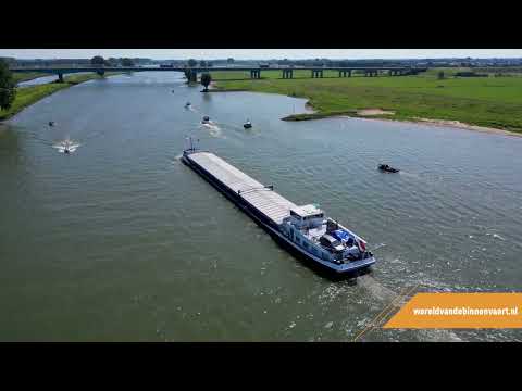 Binnenschiff Jovita auf dem Fluss Lek | Binnenschifffahrt