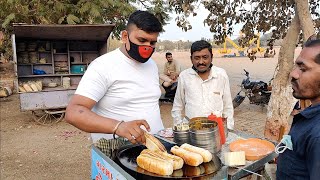 Young Man Selling Hotdog on his Cycle | Indian Style Hotdog | Indian Street Food