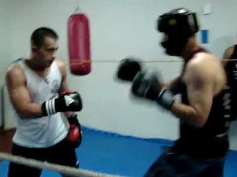 Eduadro Hulkinho X Luiz - Round 2.13-04-12