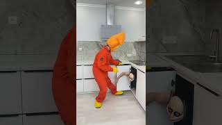 Download lagu What is Momo Doing Here? mp3 Download lagu What is Momo Doing Here? mp3