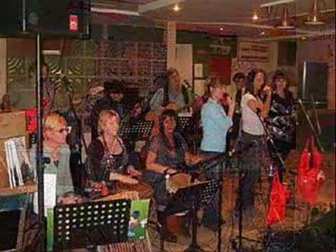 HET A-LIEKE - TIJD ZAT. 5 JAAR TIJD ZAT!