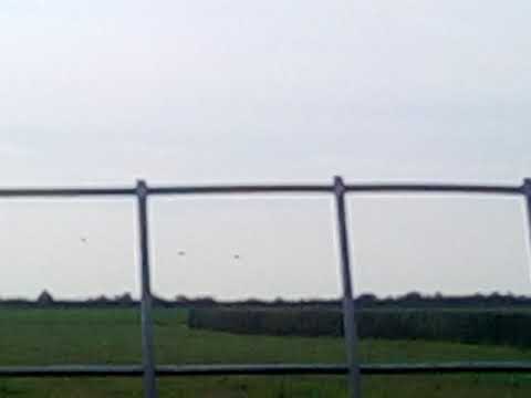 Yak 3 and bf109 dogfight at Duxford airshow