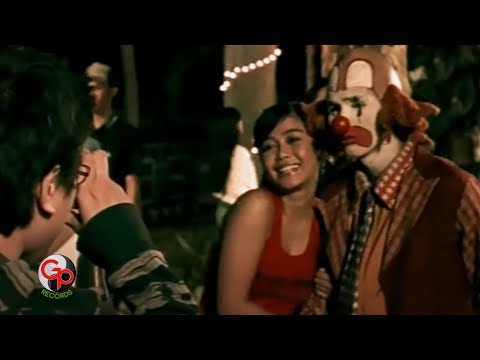 Ada Band - Manusia Bodoh (Official Music Video)
