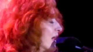 Bonnie Raitt 2012 Come To Me (3 minute video)