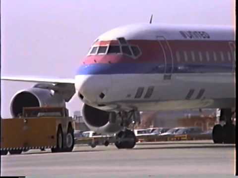 United Douglas DC-8-71 Pushback and Taxi