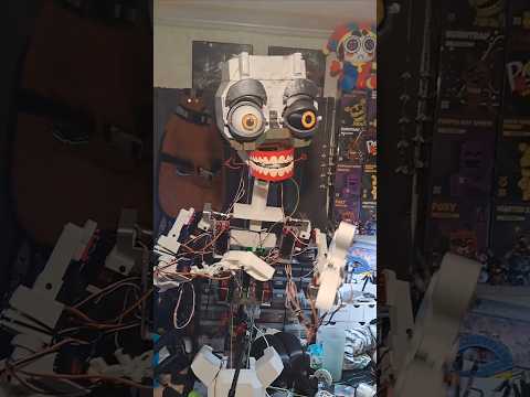 Mimic woke up during his new brain install #fnaf