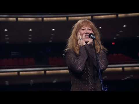 Loreena McKennitt - A Moveable Musical Feast © Loreena McKennitt