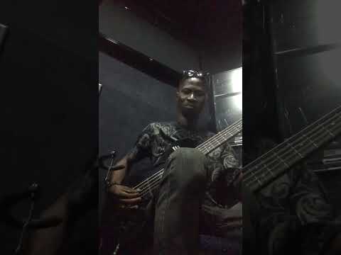 Sire M2 Marcus Miller 5 strings TONE CHECK || First ever in the city of Uyo Akwa ibom state
