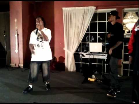 DJ Doe boy rockz the stage with C-Billz - Where's My Money (Merrillville,Indiana)