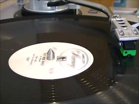 Hot Rod Race - Tiny Hill and His Orchestra - 78rpm