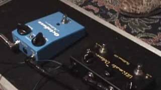 Video thumbnail for fulltone octafuzz vs ultimate octave fuzz pedal shootout by gearmanndude