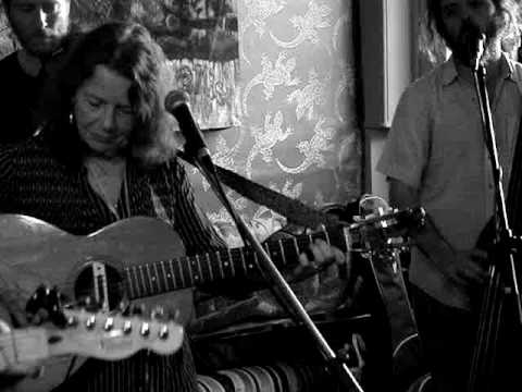Bonnie Dobson and her Boys  'Winters going' May  8th 2016 Apple Inn London