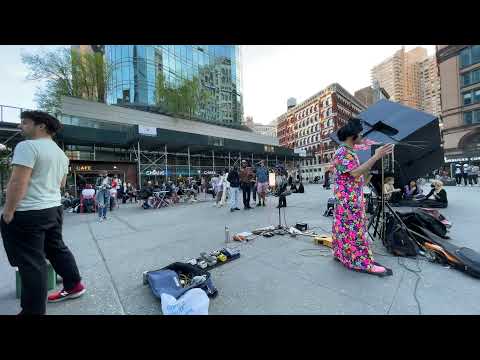 Live from Astor Pl - NYC - The Pinc Louds