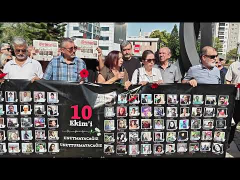 Av. Yasemin Dora Şeker, Adana'da 10 Ekim Ankara Gar Katliamını Protesto Eyleminde Konuştu.