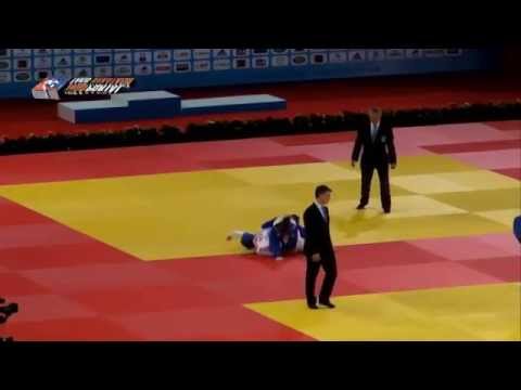Judo Grand Slam Paris 2014 Semifinal -52kg KELMENDI Majlinda (KOS) - KRAEH Mareen (GER)