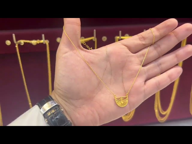 عقد ذهب عيار 21
