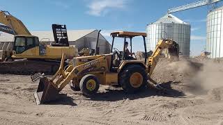 Купить экскаватор-погрузчик John Deere 310D - Изображение 4 | Machineryline TJ Экскаватор-погрузчик John Deere 310D | Изображение 4 - Machineryline