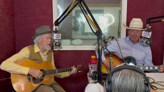 Americana Podcast Bonus | Robert Earl Keen &amp; Evan Felker – “My Hometown” (Charlie Robison Cover)