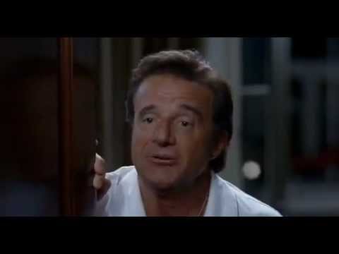 Natale a Miami - De Sica "Na zzoccola!!!!!"