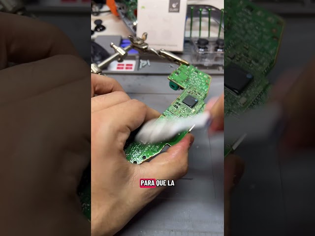Vídeo relacionado con DollaTek Joystick analógico 3D con Sensor de Joystick para el Pulgar, Pieza de Repuesto para el Controlador de Xbox One con Herramientas (4 Paquetes)