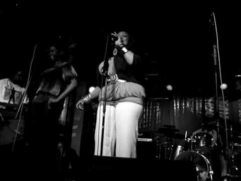 Mika Live @ Sullivan Hall - Sun Goddess | Summer Love