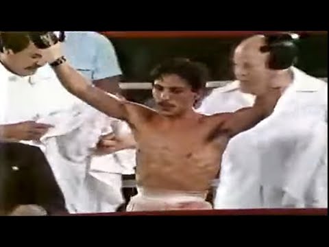 Jaime Garza vs Carmelo Negron - Highlights (Super Bantamweight SLUGFEST)