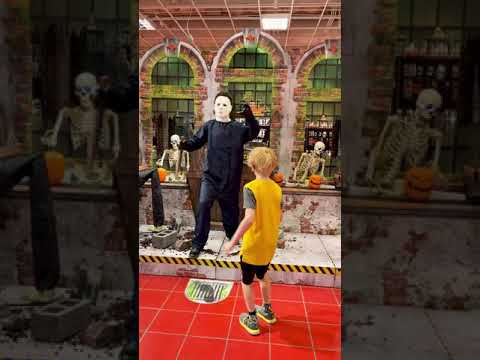 GOT HIM! Spirit Halloween prank!! Best store ever really🎃 #shorts