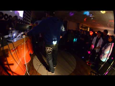 FLOWKINGDOM - Finale - SBANDY vs SANTIAGO (13.10.12) @Boombox