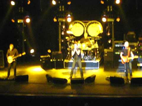 Golden Earring, Candy's Going Bad, Ipswich Regent Theatre 2009