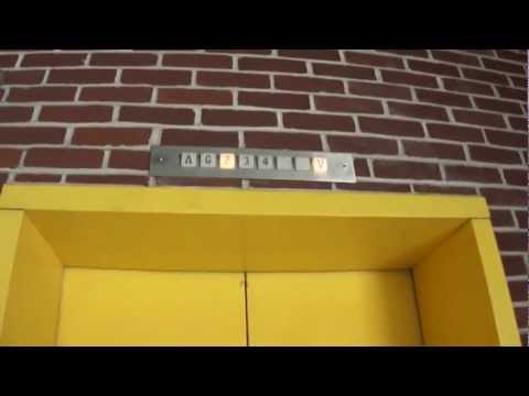 Dover Scenic Hydraulic Elevator at the West Philadelphia Street Parking York PA