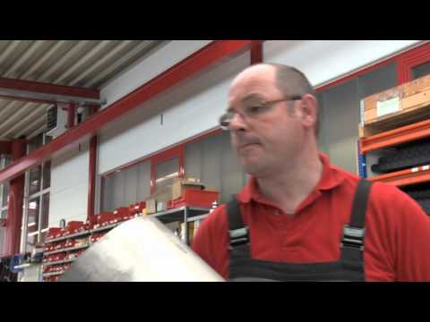 Bördeln bis 90°: Rohrumformmaschine UMR 60325