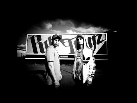 Dubnest 003 (Dn03). Face A. Run Tingz Cru & Blackout JA - Tempa (2012)