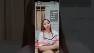 Download lagu Live Paha Mulus Kelihatan mp3 Download lagu Live Paha Mulus Kelihatan mp3