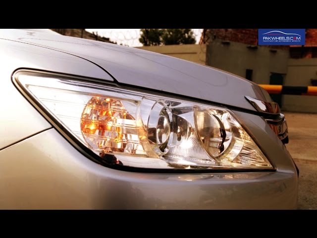 Toyota Camry Hybrid - Walk Around | Price, Specs & Features | PakWheels