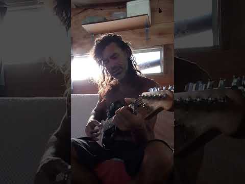 tema propio a la esmeralda (rocha)