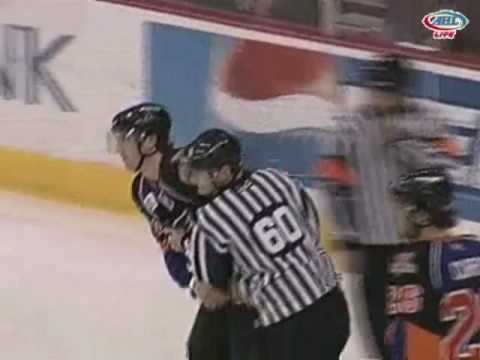 Garrett Klotz vs Darren Reid