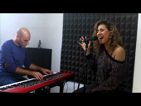 אין יאוש בעולם- אנה שפיץ (ביצוע לייב אקוסטי)