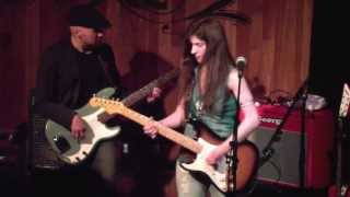 Susan Santos en directo "Love Me Kill Me" 2013