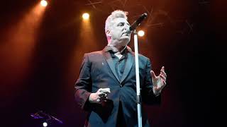 Loquillo "El hijo de nadie" (desde el foso) @ Bilbao arena, Miribilla