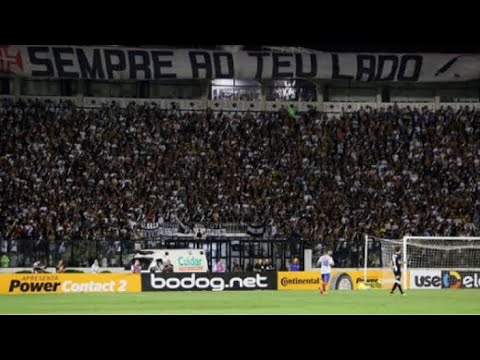 "Vasco 2 x  0 SÃƒO PAULO, show da torcida do vasco" Barra: Guerreiros do Almirante &bull; Club: Vasco da Gama