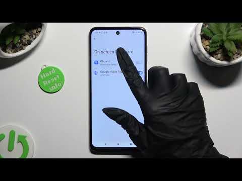 How to Turn On/Off Auto Correction on MOTOROLA Moto G14?