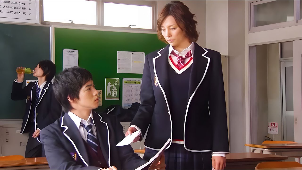 Middle-aged woman returns to campus to change unreasonable school rules.