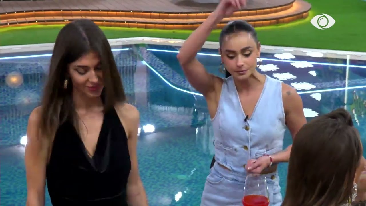 Ta ka vënë syrin një nga çunat…/ Gerta shkëmben batuta me Danjën