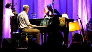 Hugh Laurie - Careless Love - En vivo Movistar Arena - Santiago de Chile