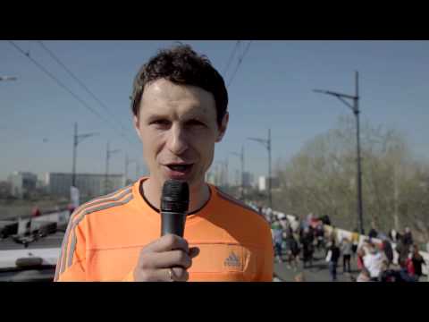 Marcin Rosłoń na trasie 9. PZU Półmaratonu Warszawskiego