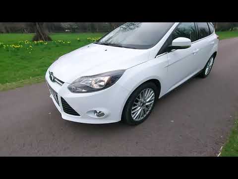 Ford Focus Zeetec 1.6 TDCI 2014 review