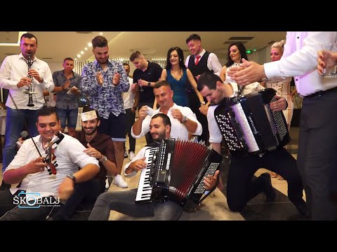 orkestar Carobnjaci Loznica 18ti Stefana Petrovica sala Lara Stobex uzivo MIX