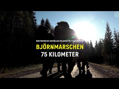 Flygbassäk genomför snabbmarsch under Björnmarschen 22