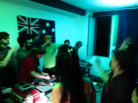 A family thing: THE REUNION: Ares Adami (Bangbass) + Dreadlion